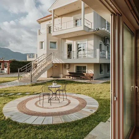 Ponte Suites Antirrio Exterior photo